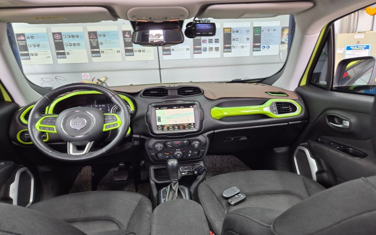 2018 - jeep renegade