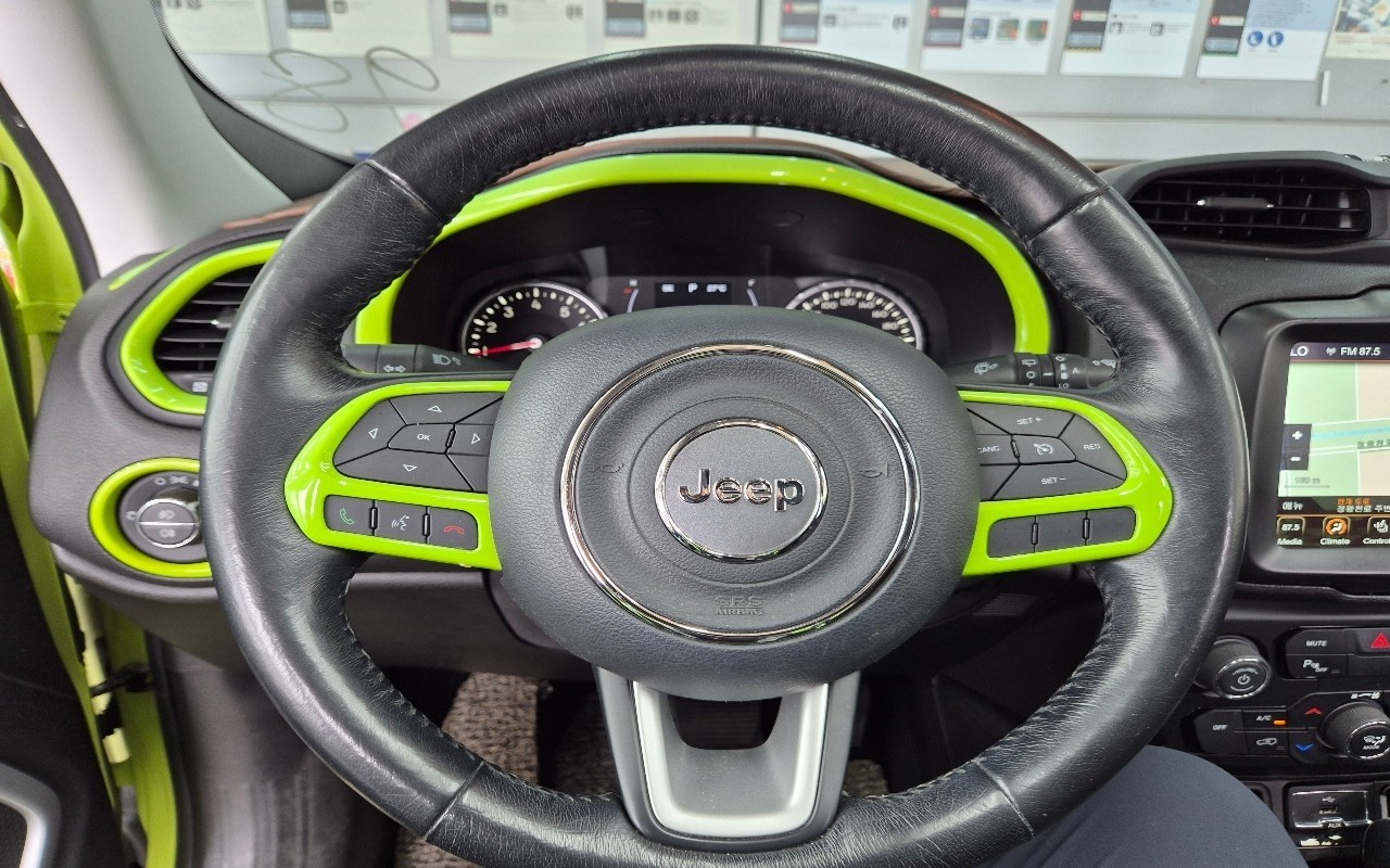 2018 - jeep renegade