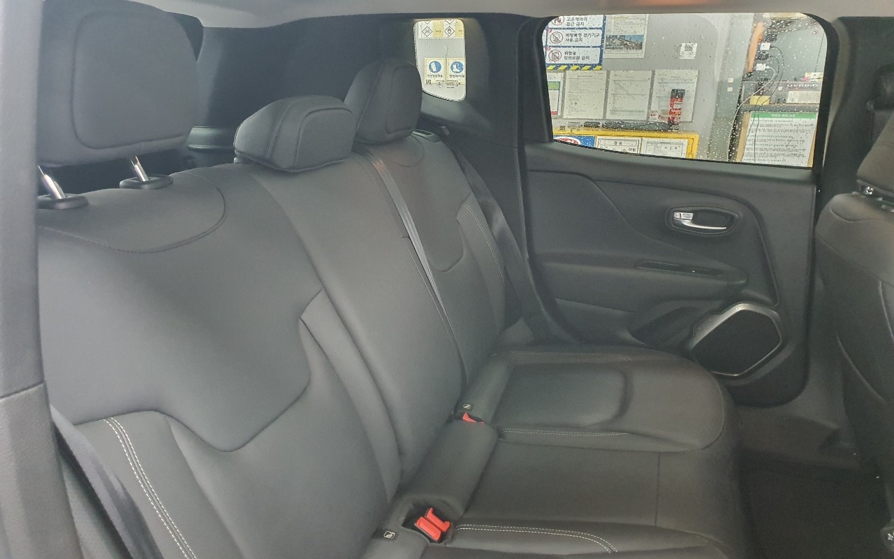 2019 - jeep renegade