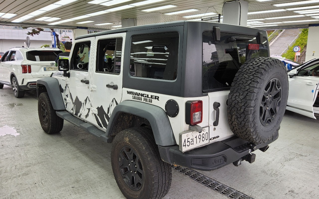2014 - jeep wrangler