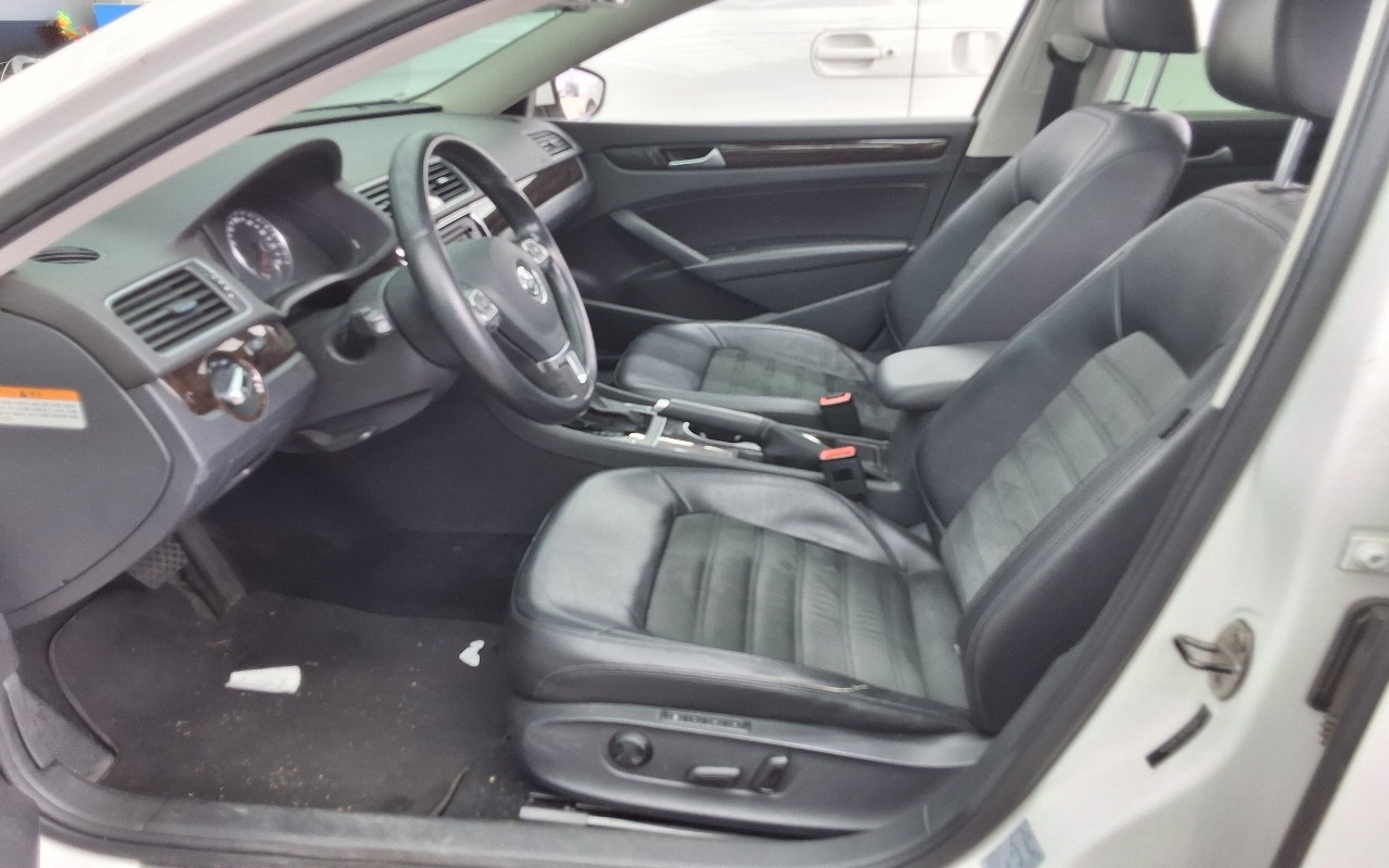 2014 - volkswagen passat