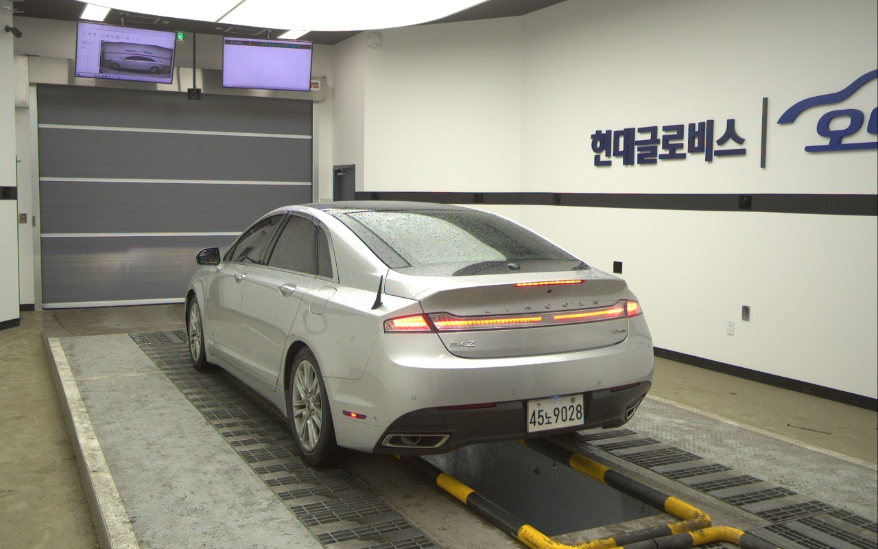 2014 - lincoln mkz