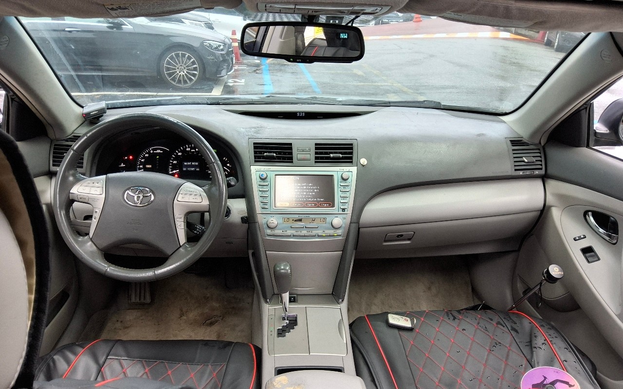 2009 - toyota camry