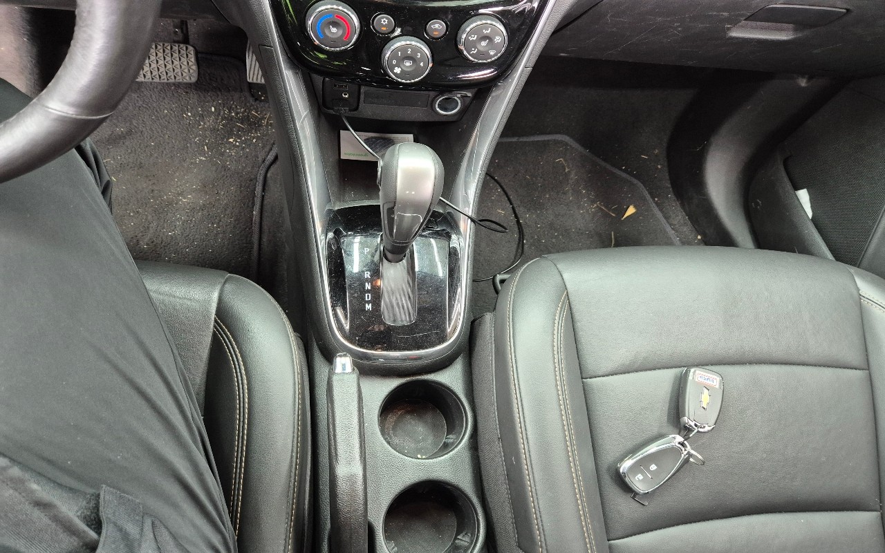 2022 - chevrolet trax