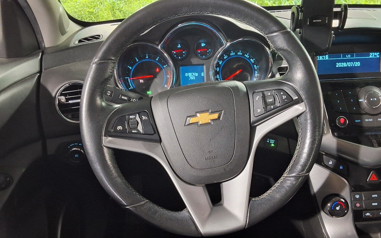 2012 - chevrolet cruze