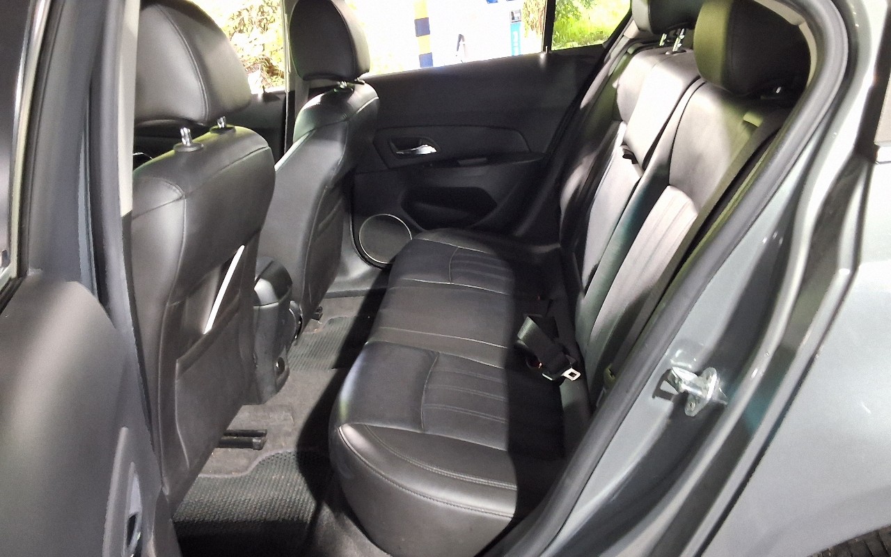 2012 - chevrolet cruze