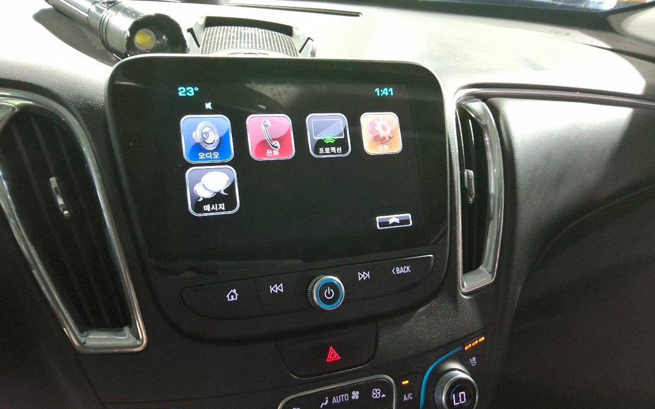 2017 - chevrolet malibu