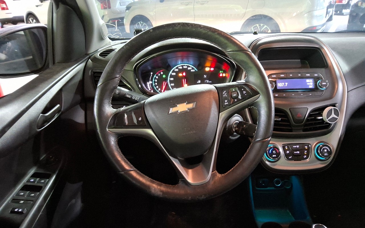 2017 - chevrolet spark