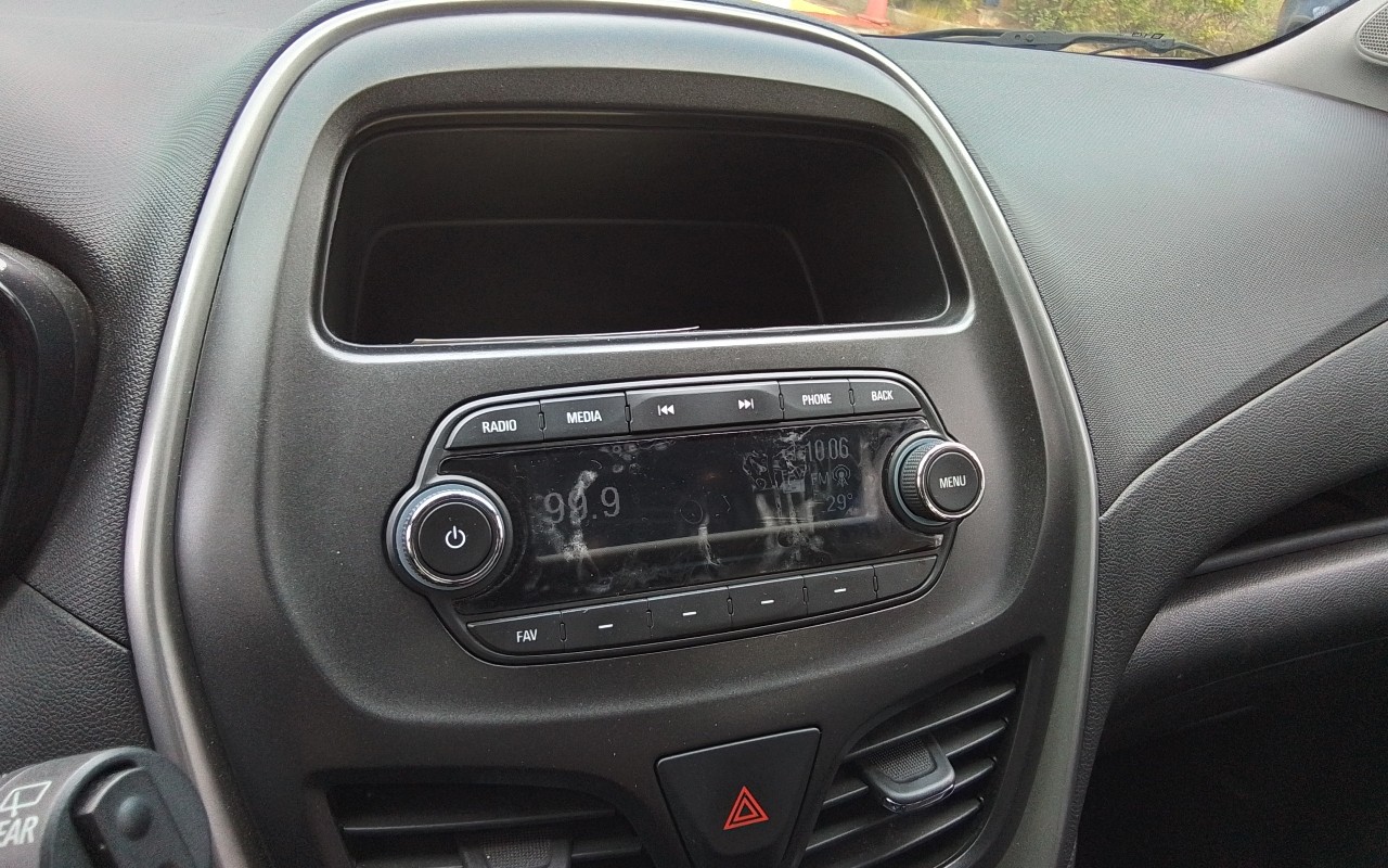 2016 - chevrolet spark