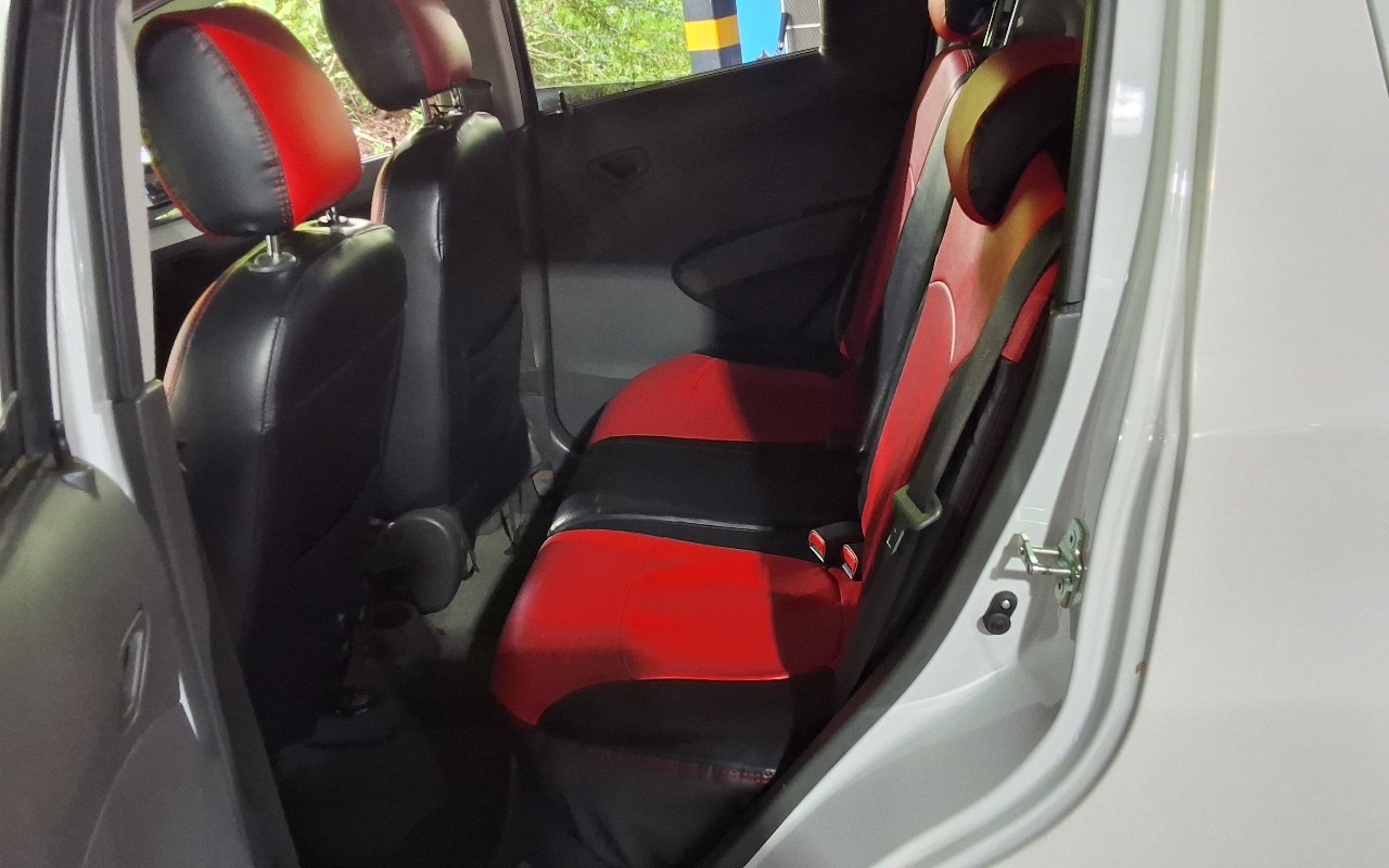 2014 - chevrolet spark