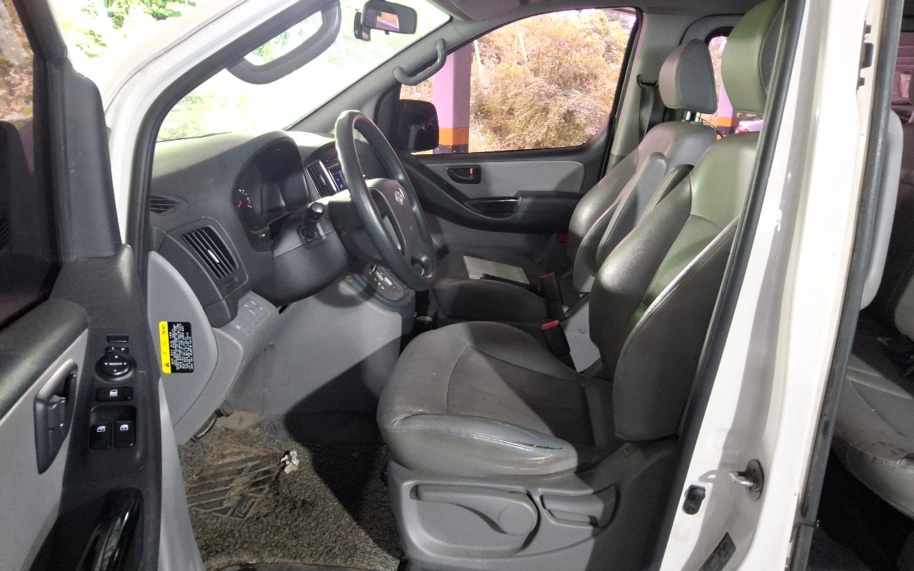 2017 - hyundai grand starex