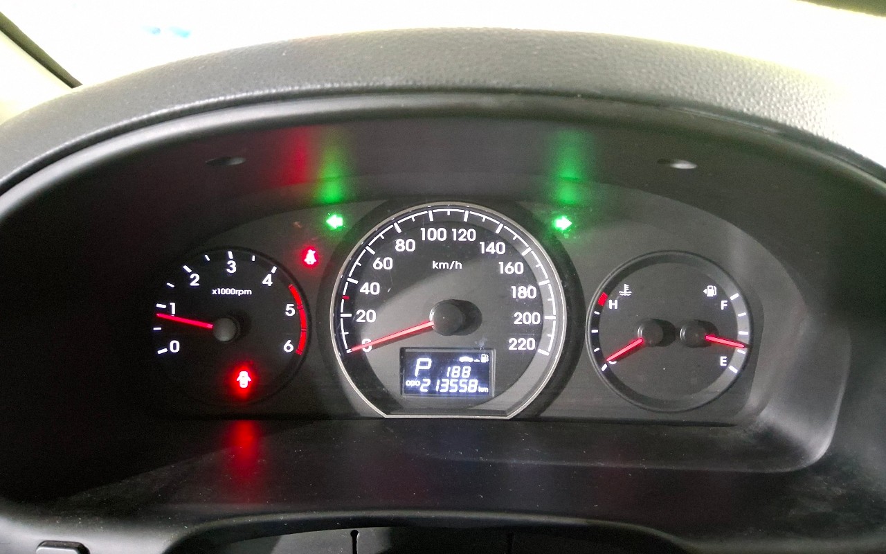 2017 - hyundai grand starex