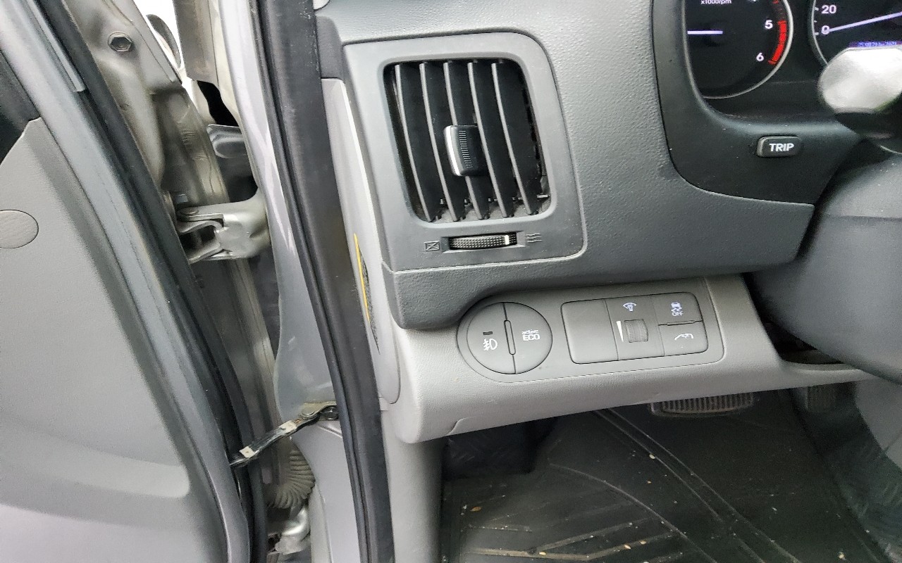 2017 - hyundai grand starex