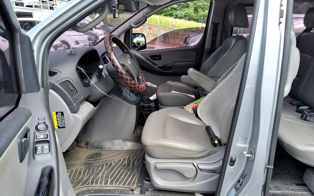 2018 - hyundai grand starex