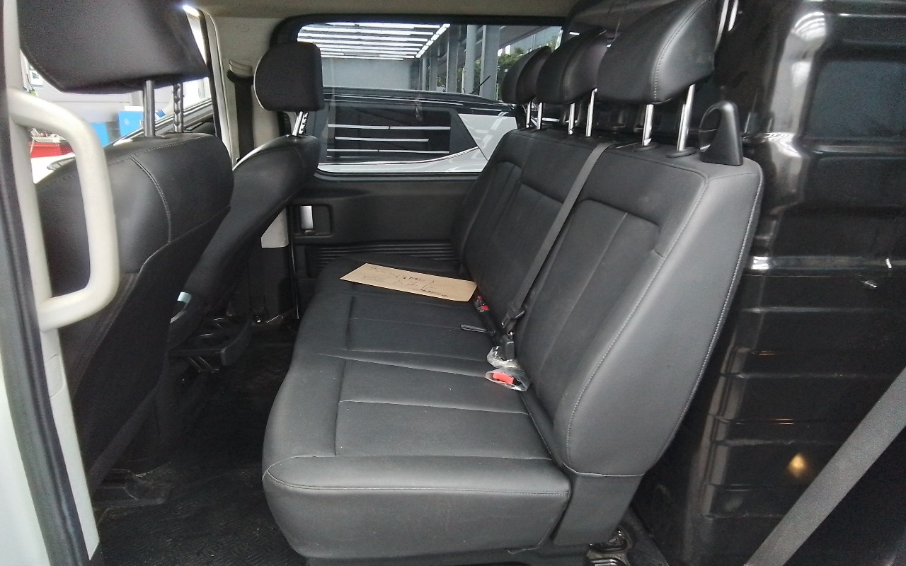 2023 - hyundai staria