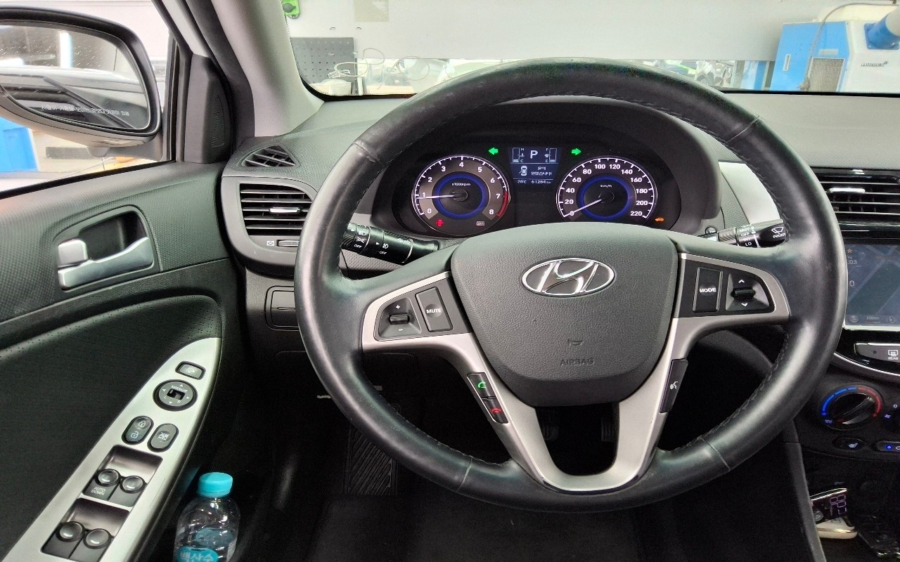 2018 - hyundai accent