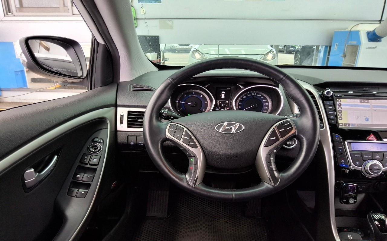 2016 - hyundai i30