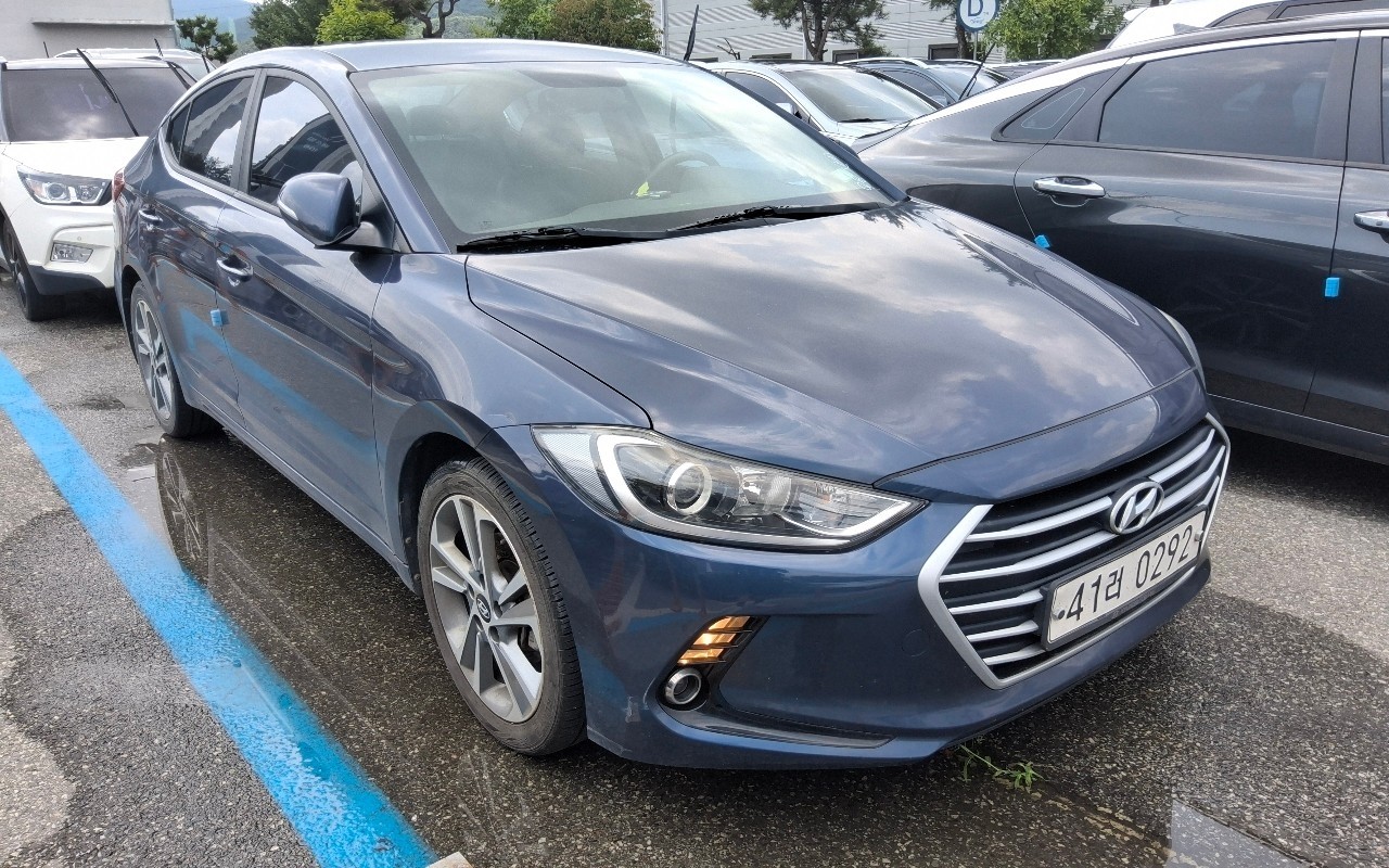 2017 - hyundai avante ad