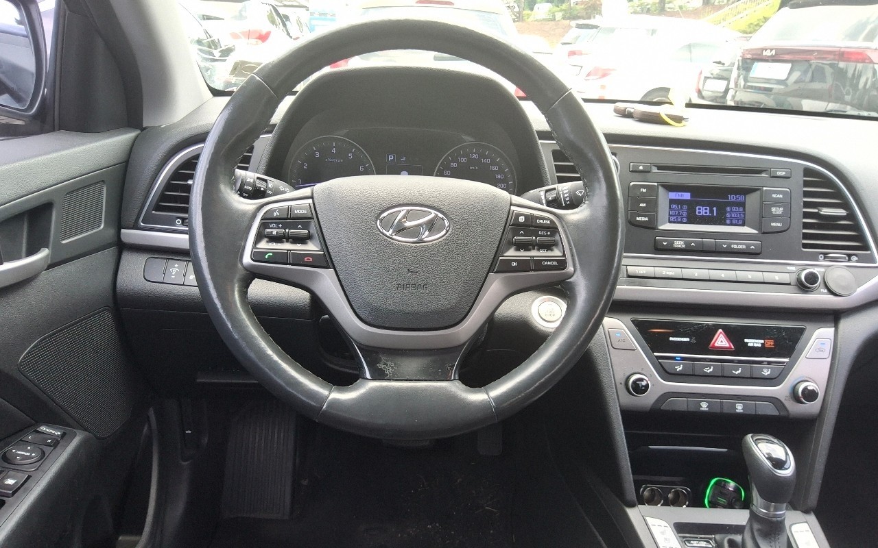 2017 - hyundai avante ad
