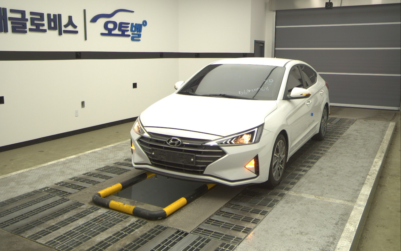2020 - hyundai avante ad