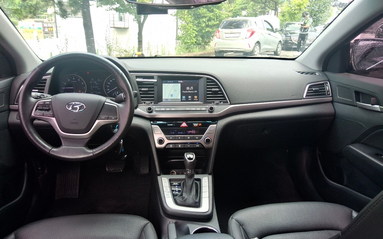 2016 - hyundai avante ad
