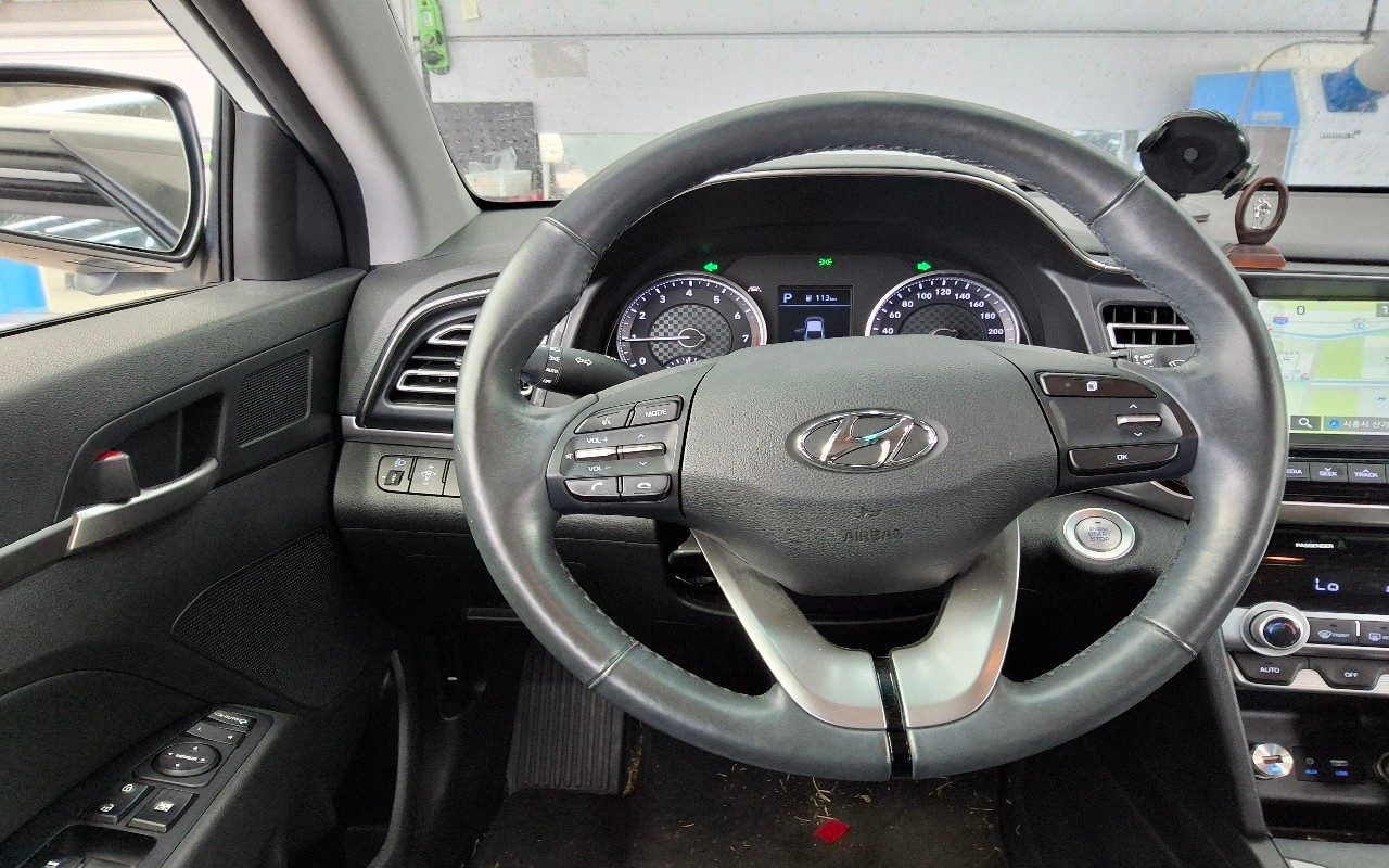 2020 - hyundai avante ad