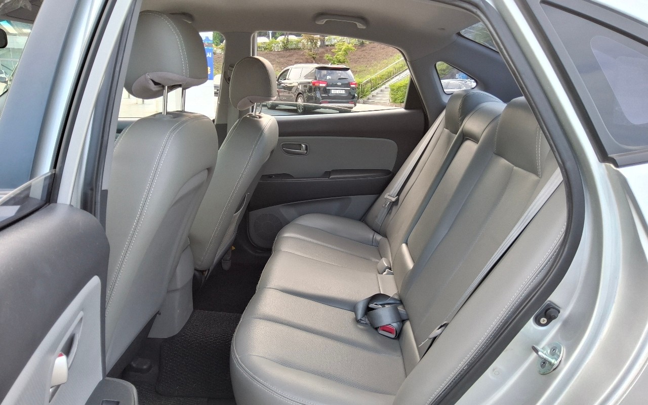 2009 - hyundai avante hd