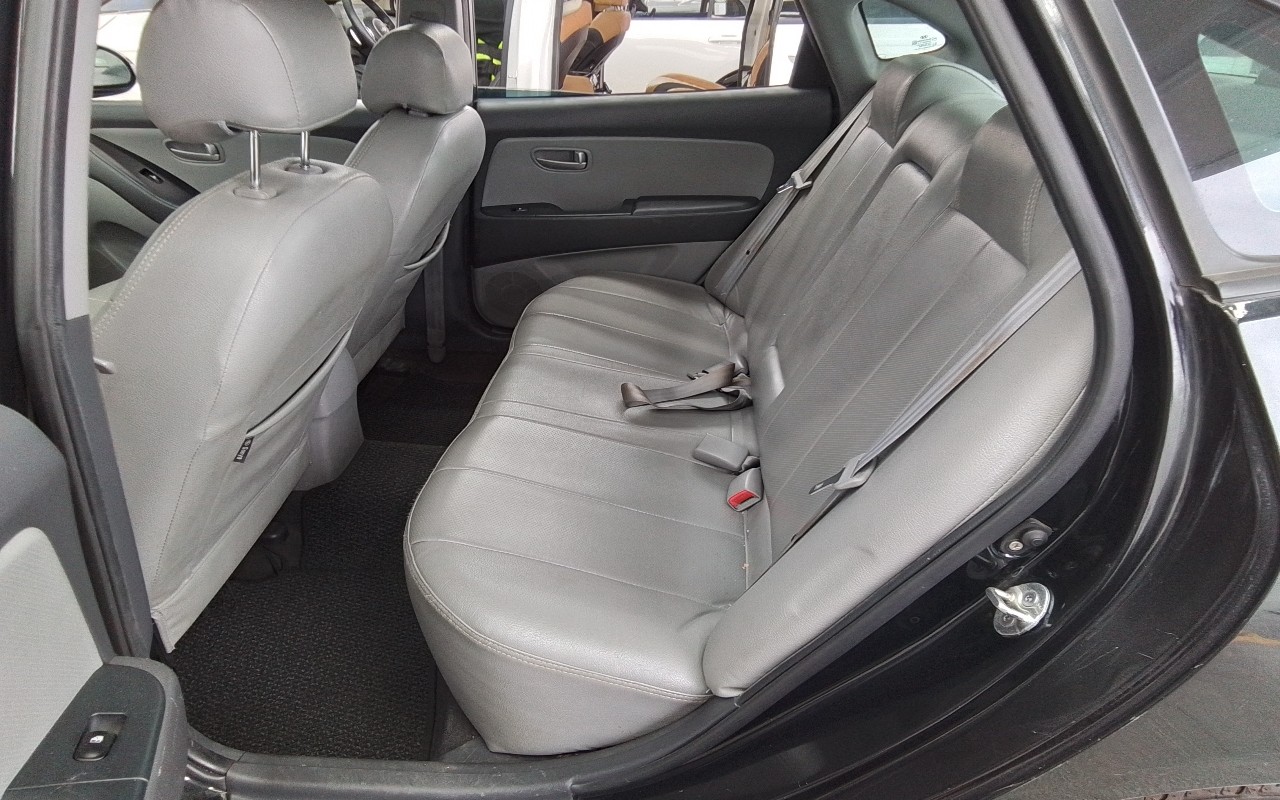 2009 - hyundai avante hd