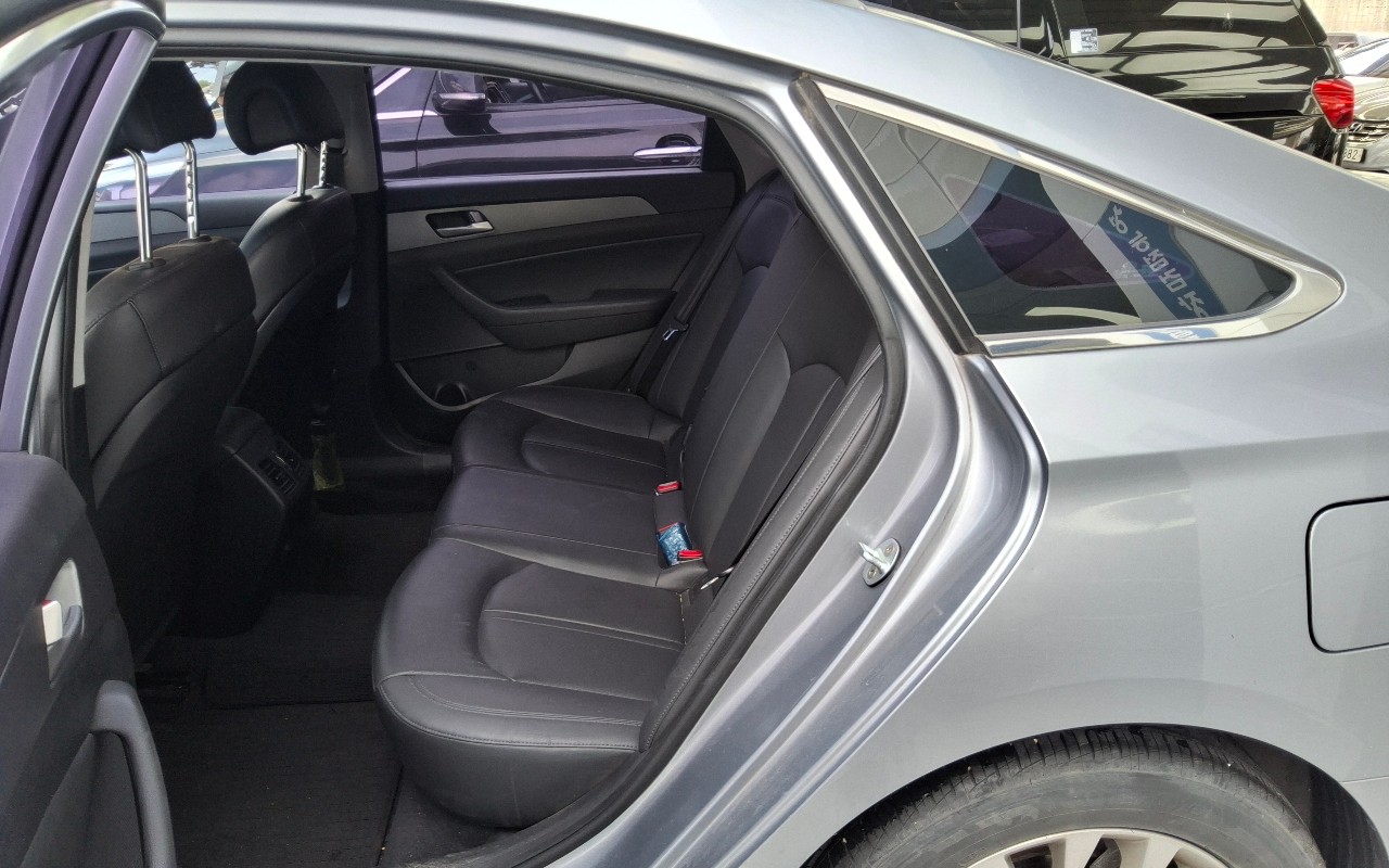 2016 - hyundai lf sonata