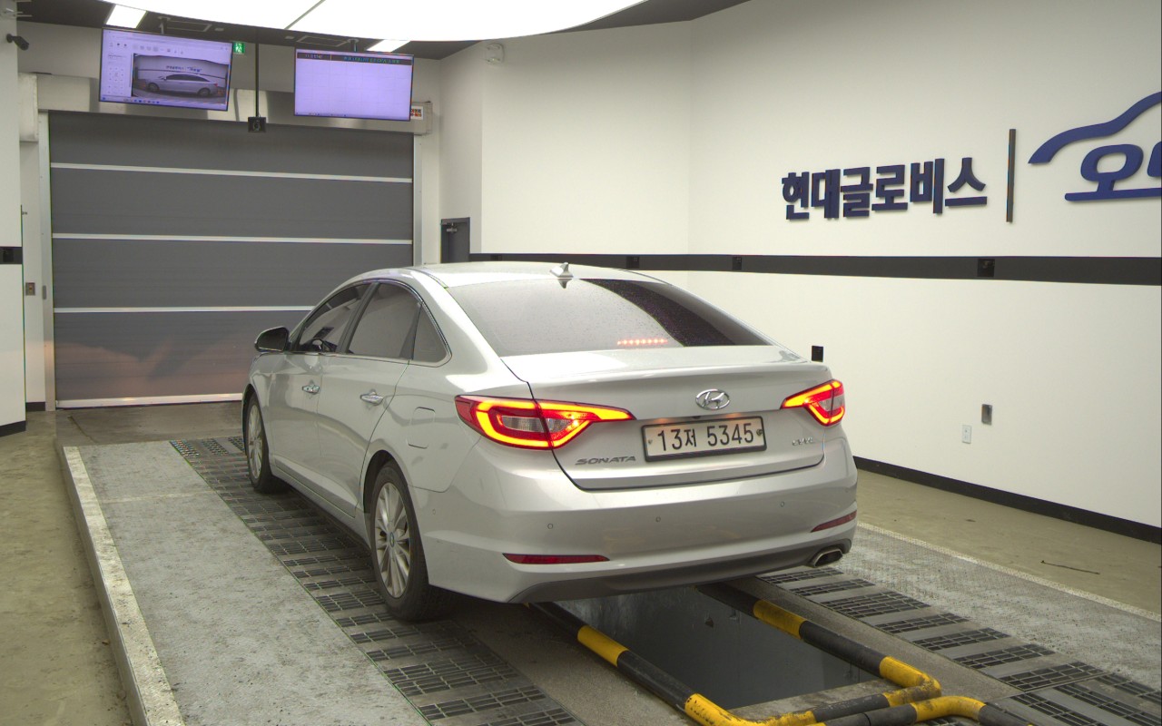 2015 - hyundai lf sonata