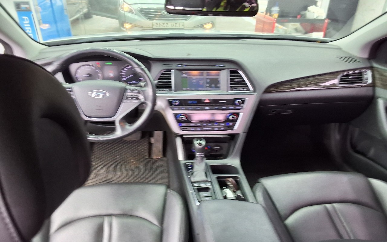 2015 - hyundai lf sonata