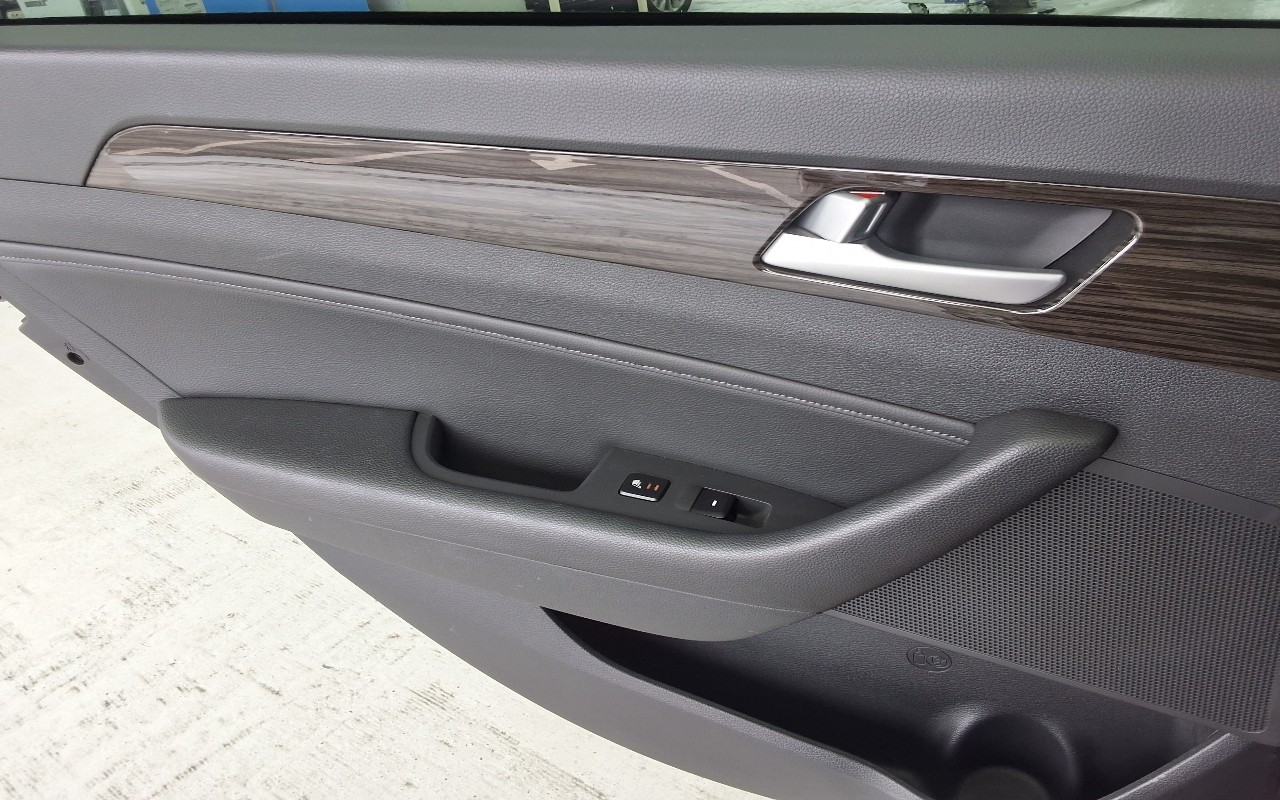 2015 - hyundai lf sonata