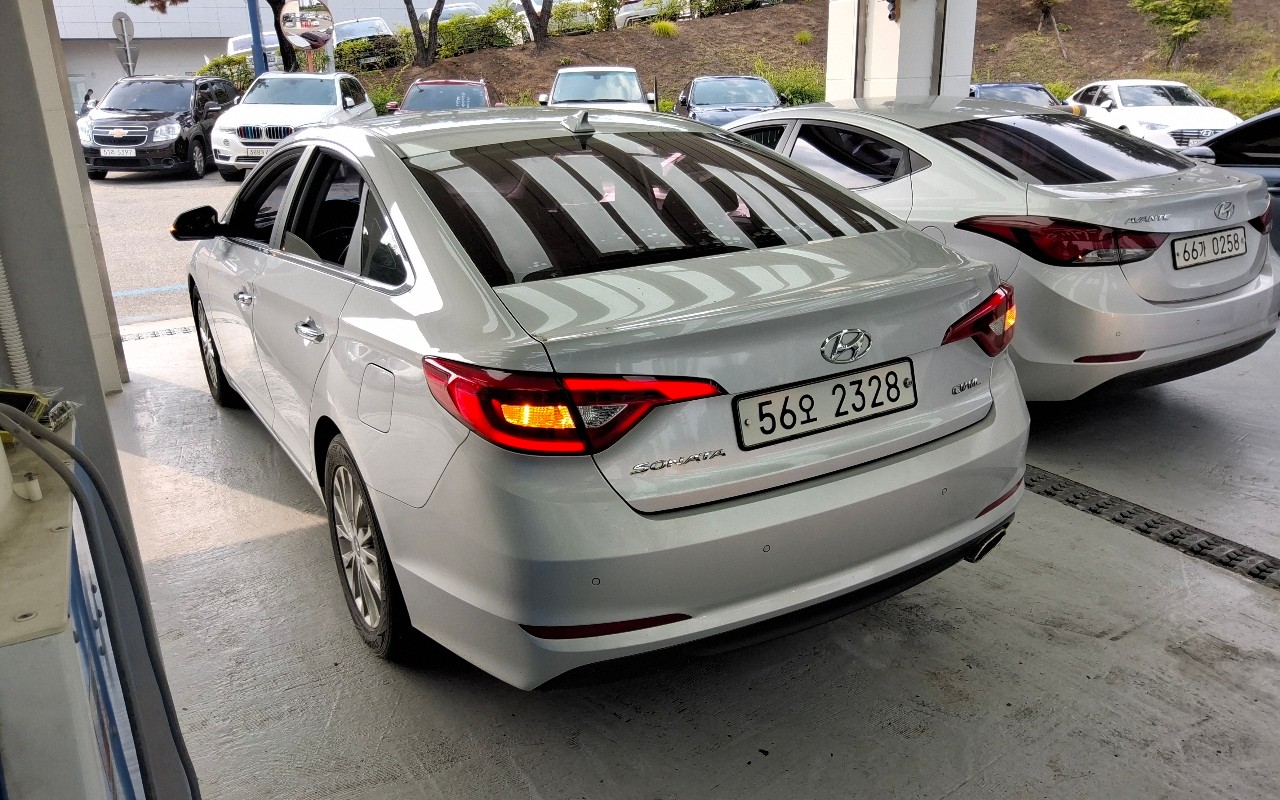 2015 - hyundai lf sonata
