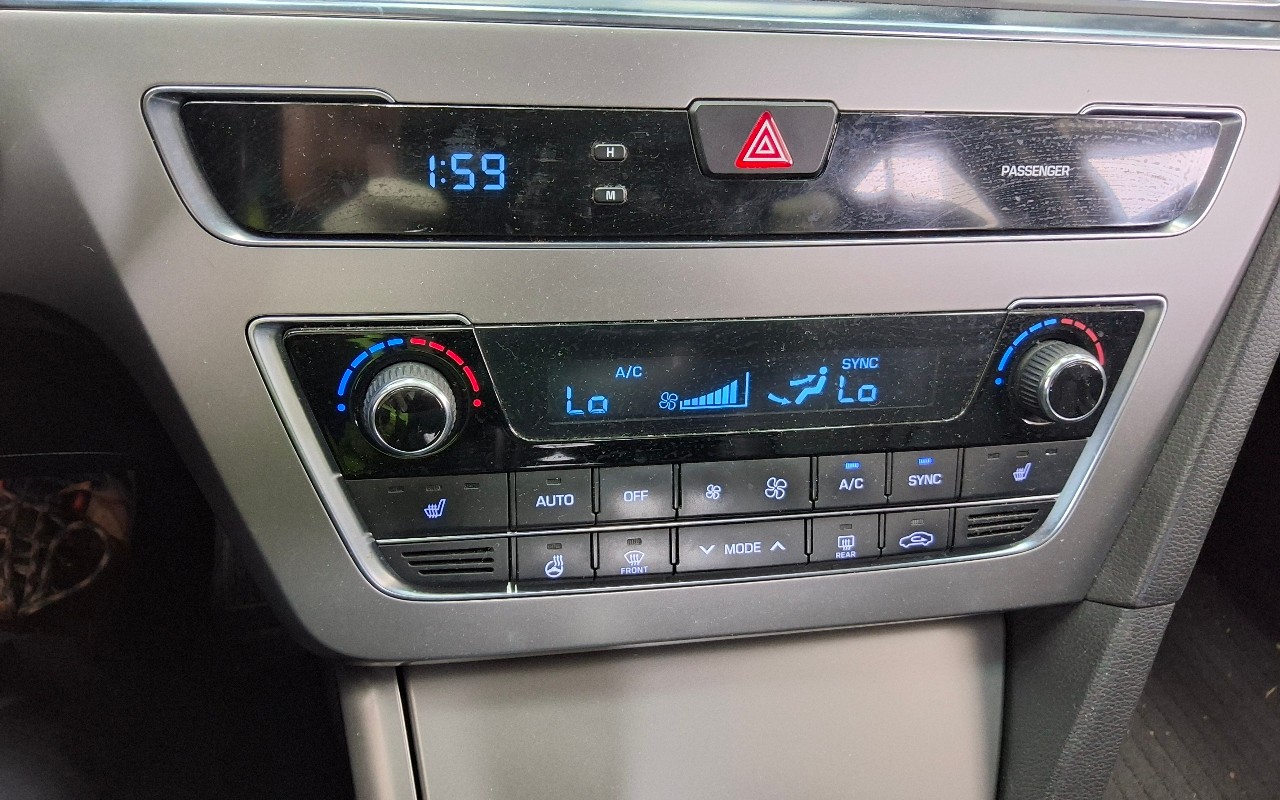 2015 - hyundai lf sonata