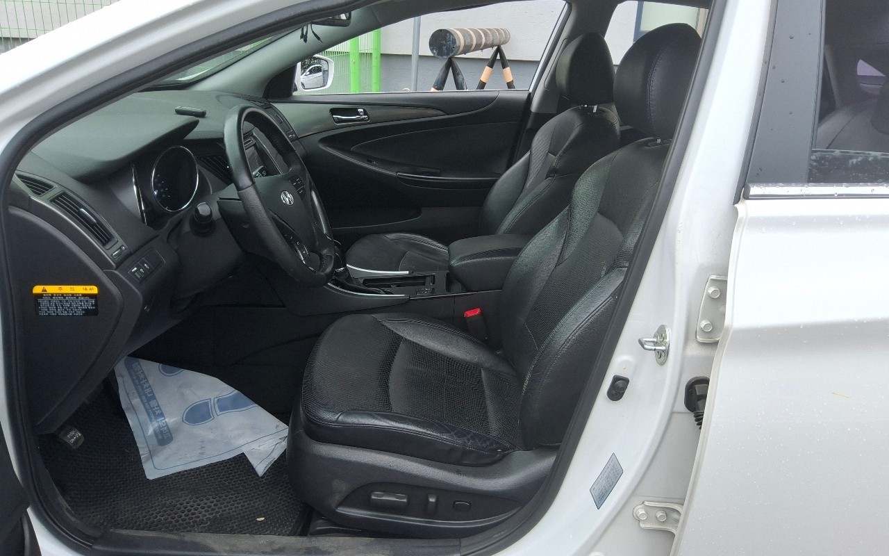 2012 - hyundai sonata