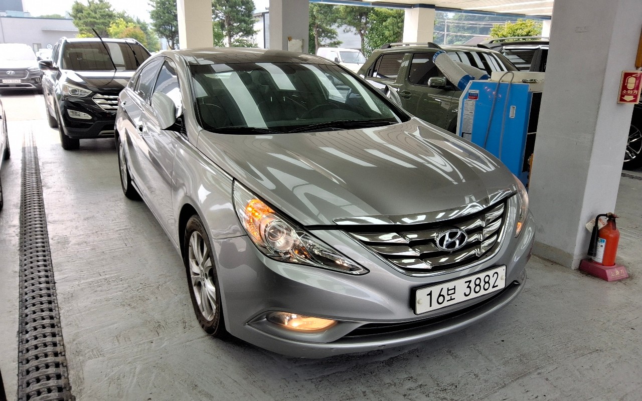 2010 - hyundai sonata
