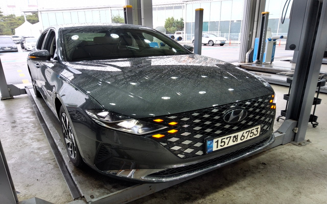 2022 - hyundai grandeur
