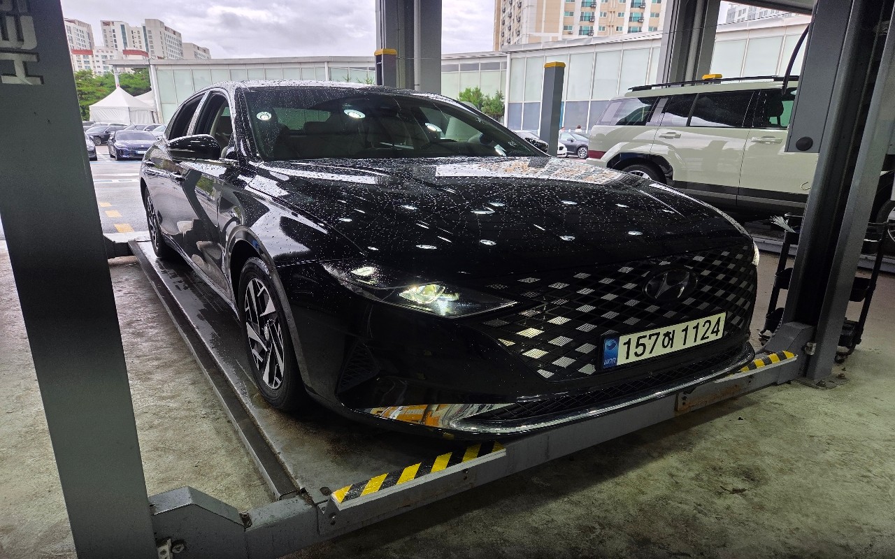 2022 - hyundai grandeur