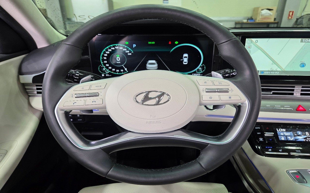 2022 - hyundai grandeur