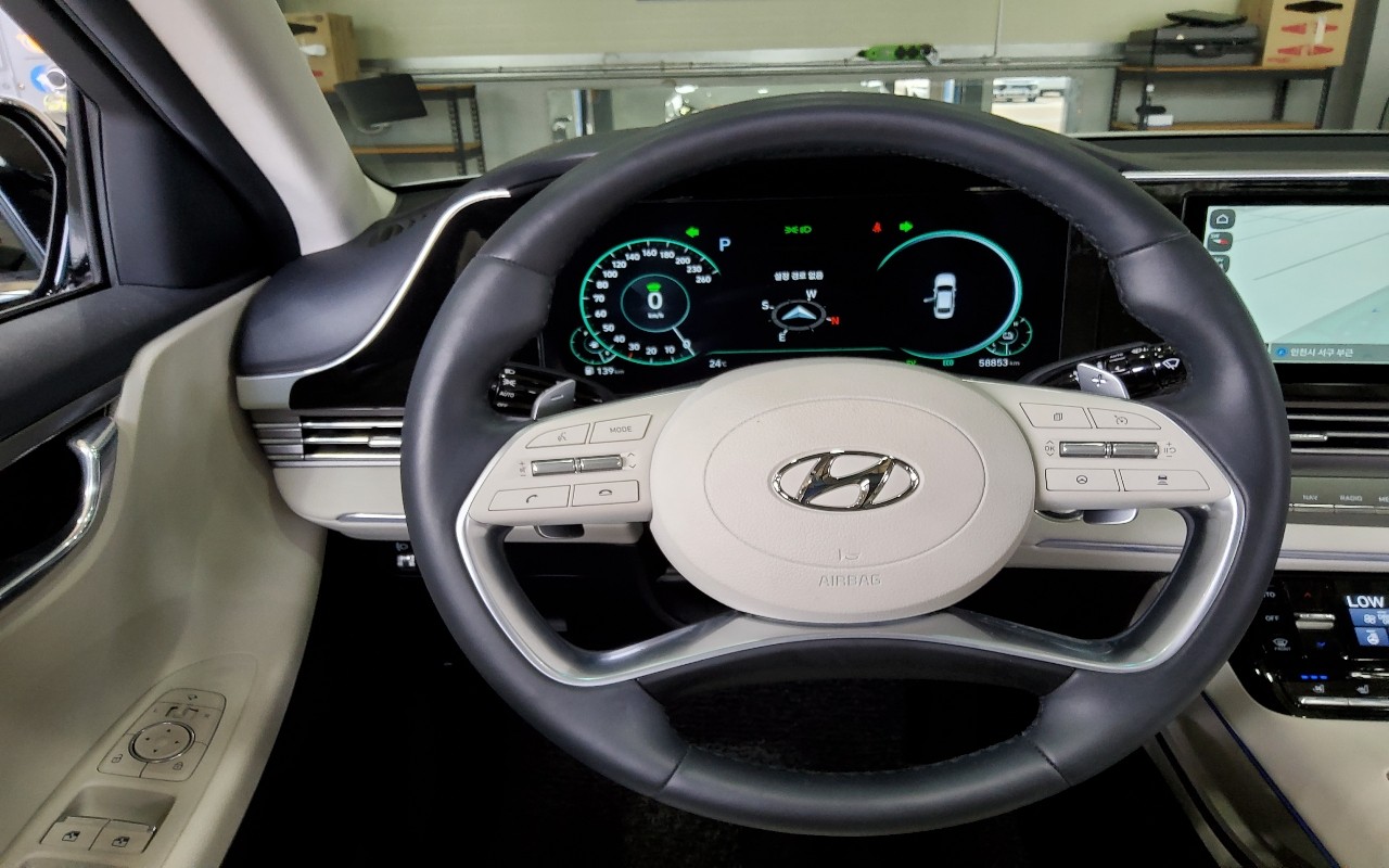 2022 - hyundai grandeur