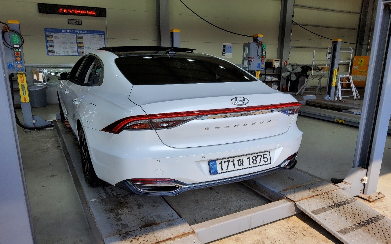 2023 - hyundai grandeur