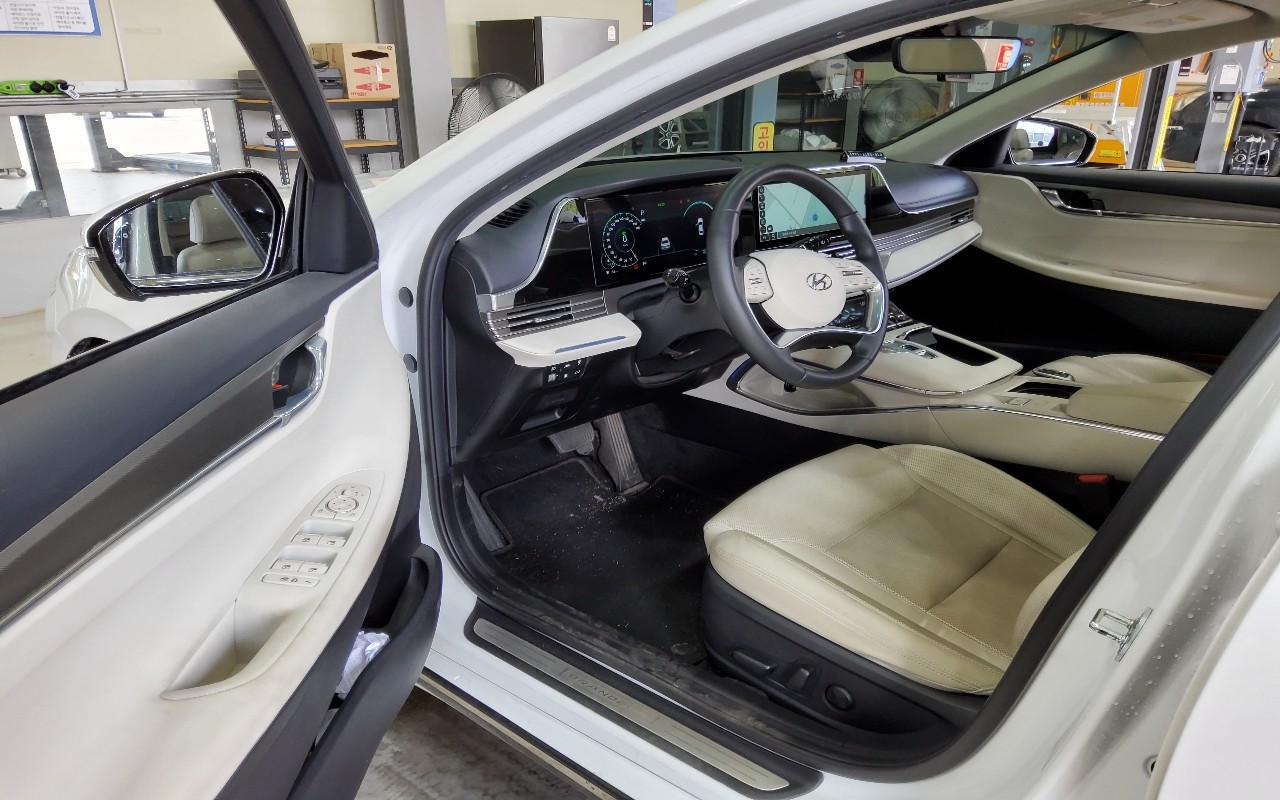 2023 - hyundai grandeur
