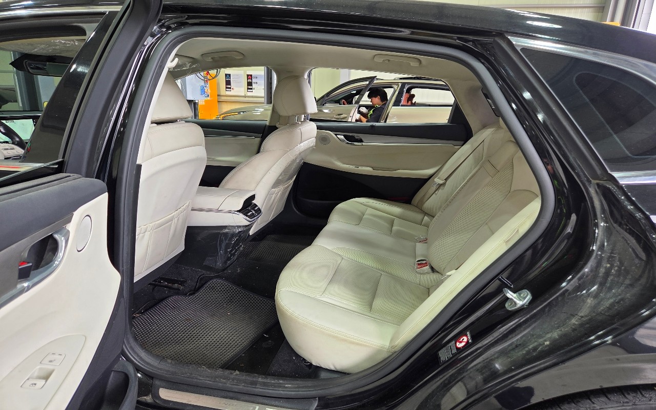 2023 - hyundai grandeur