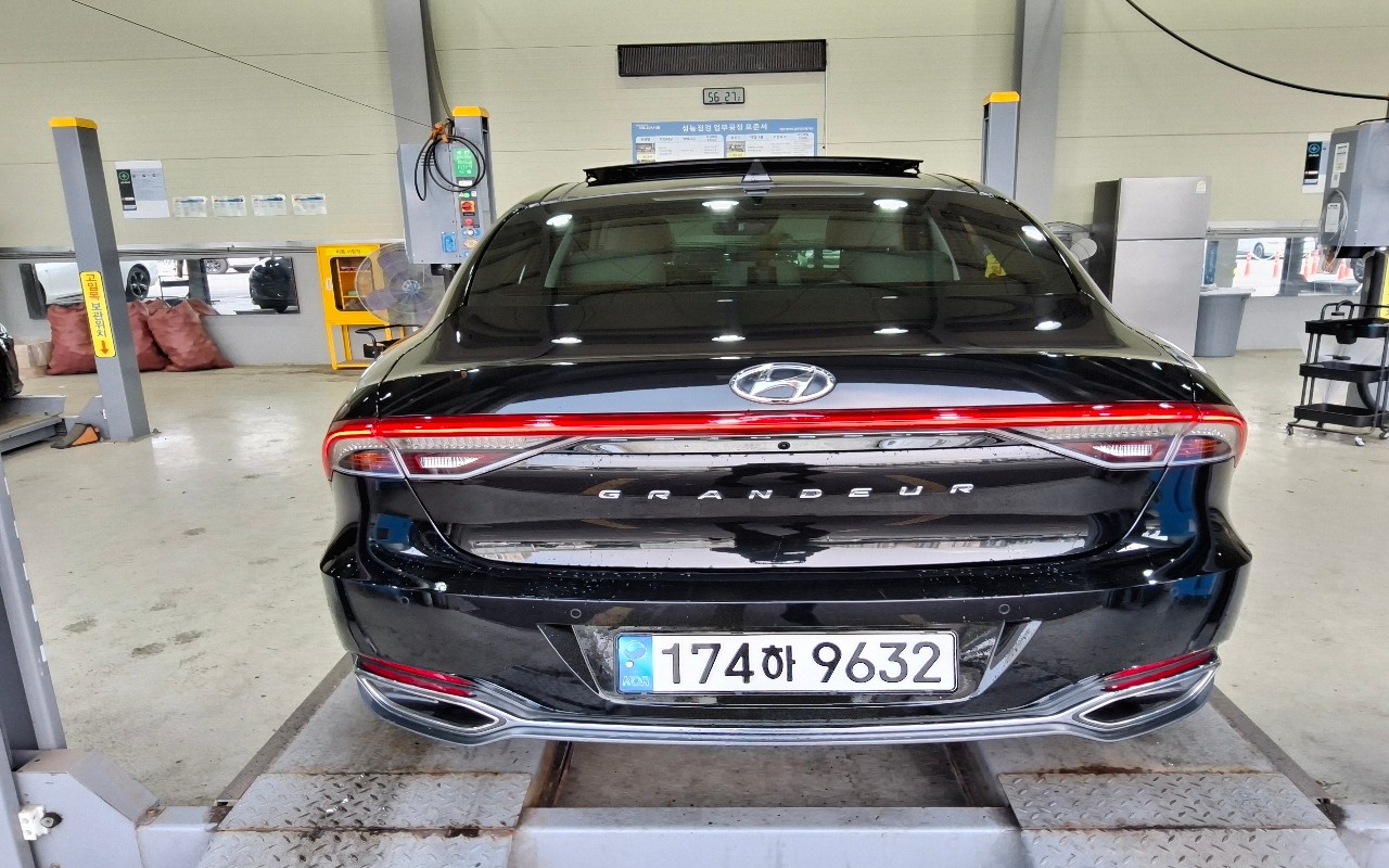 2023 - hyundai grandeur