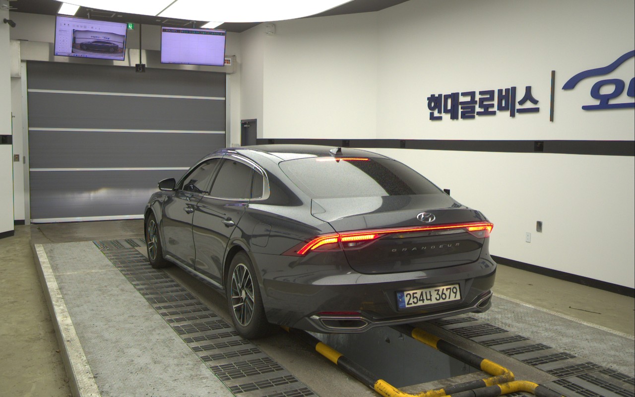 2021 - hyundai grandeur