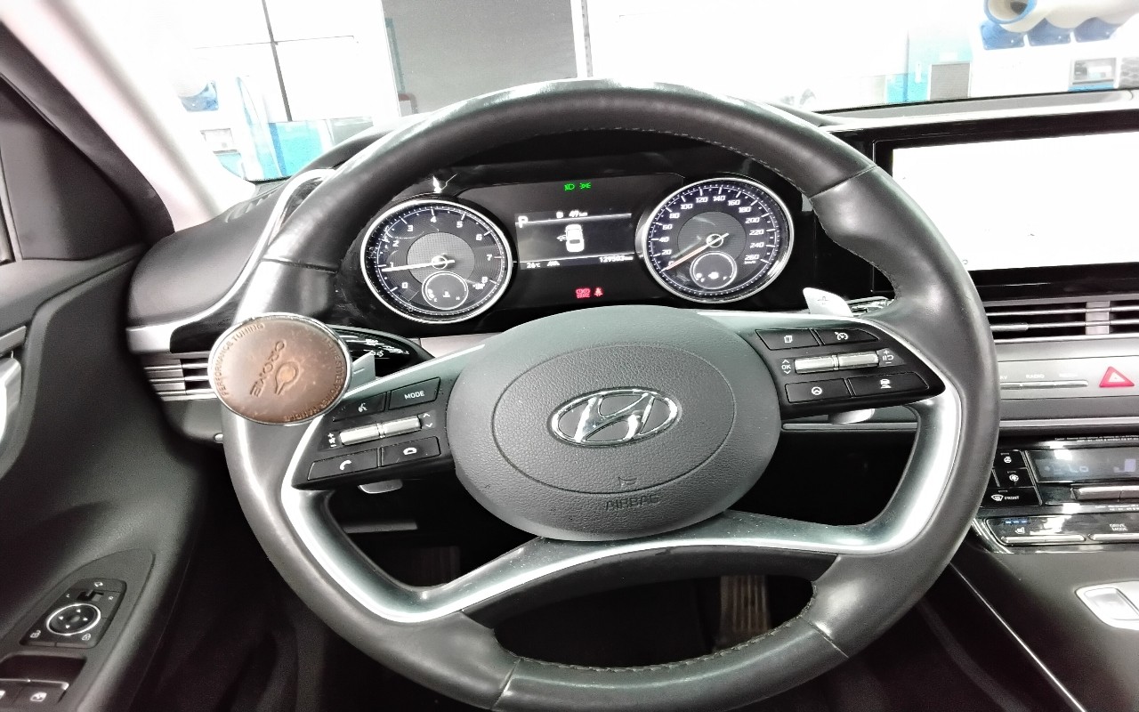 2021 - hyundai grandeur