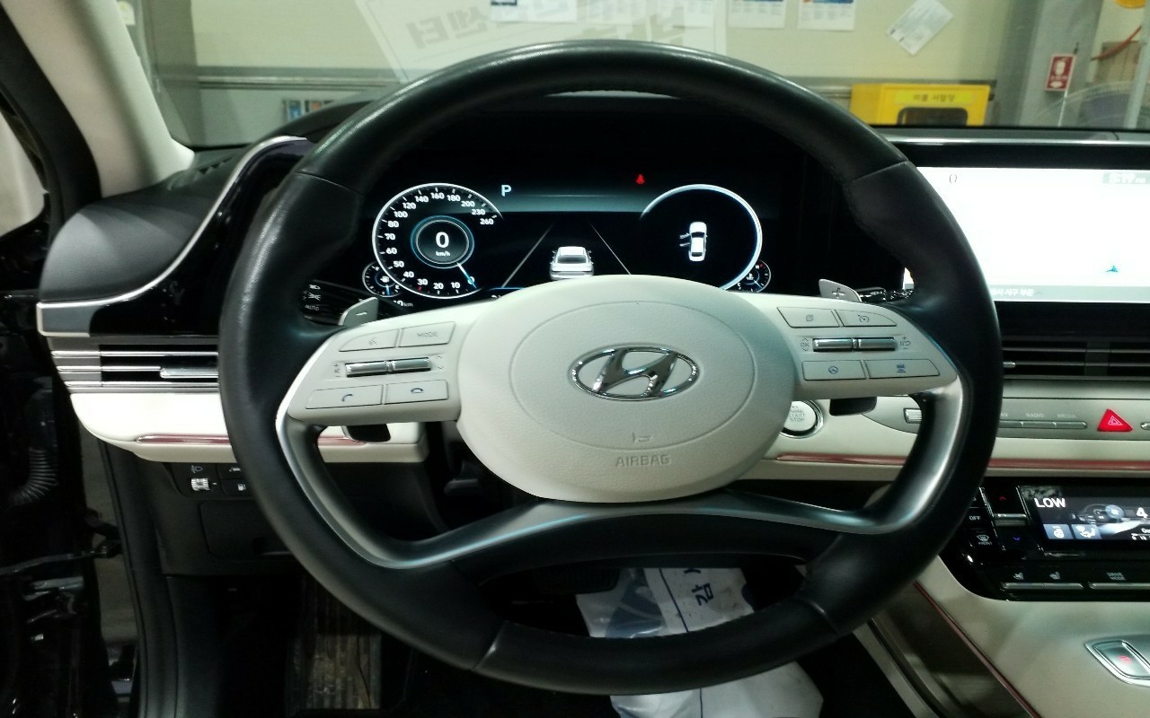 2022 - hyundai grandeur