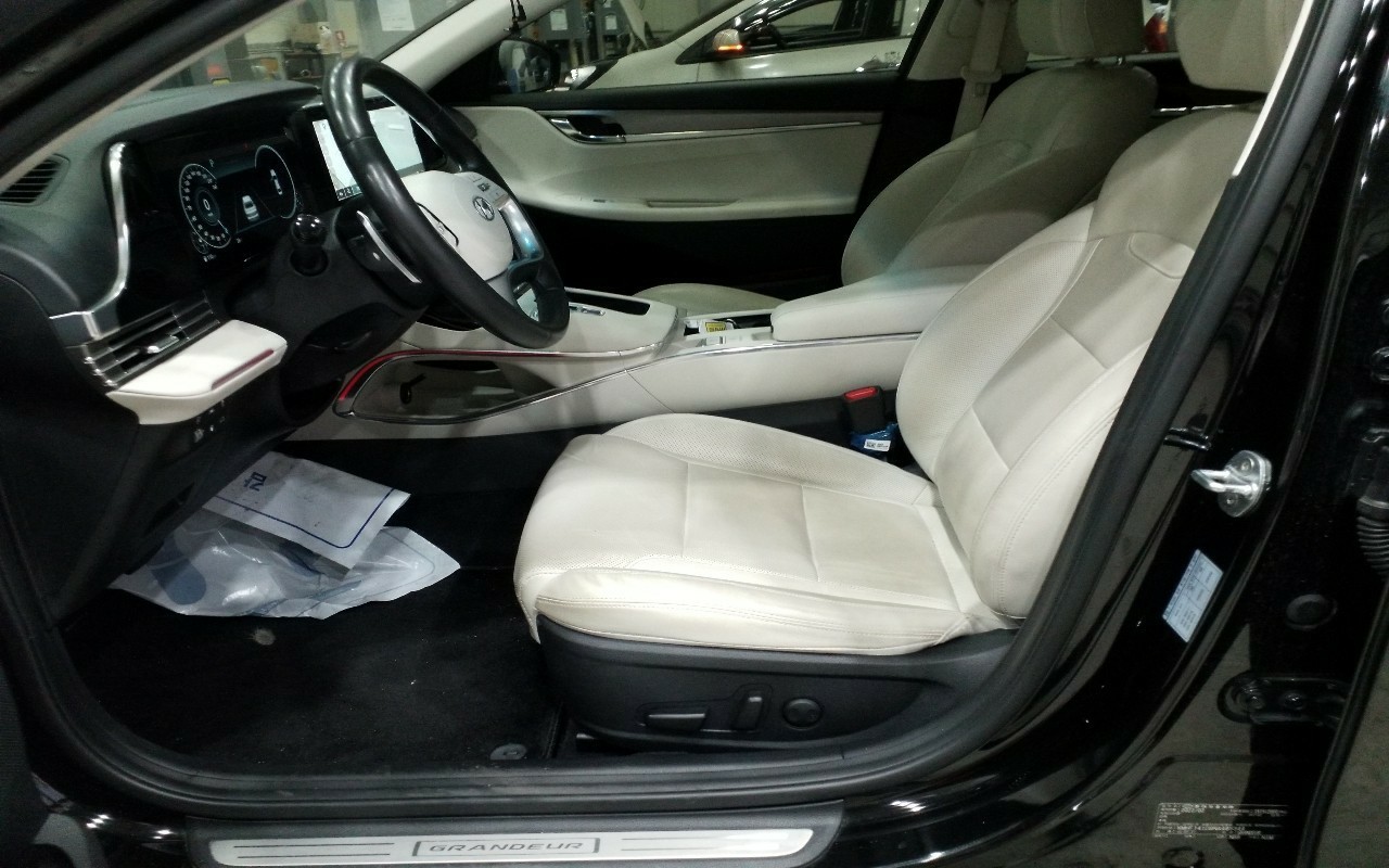 2022 - hyundai grandeur