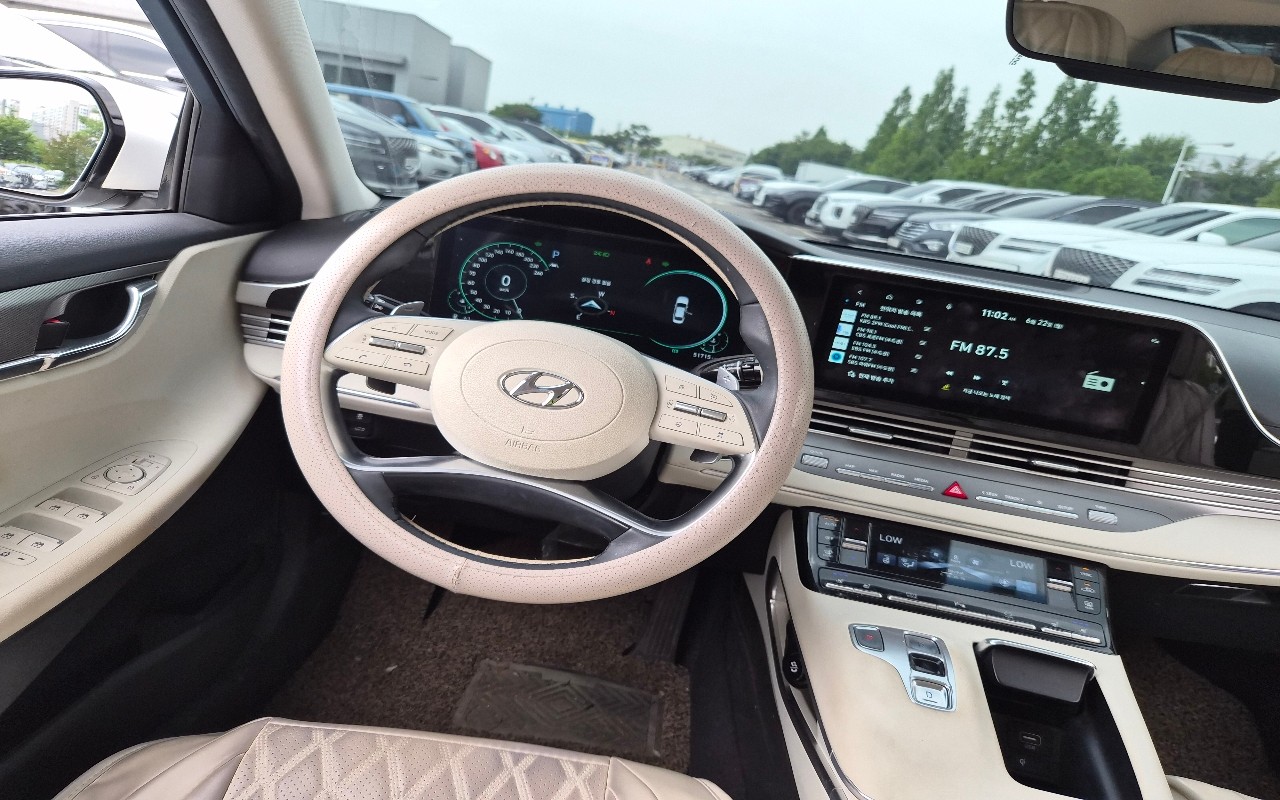 2022 - hyundai grandeur