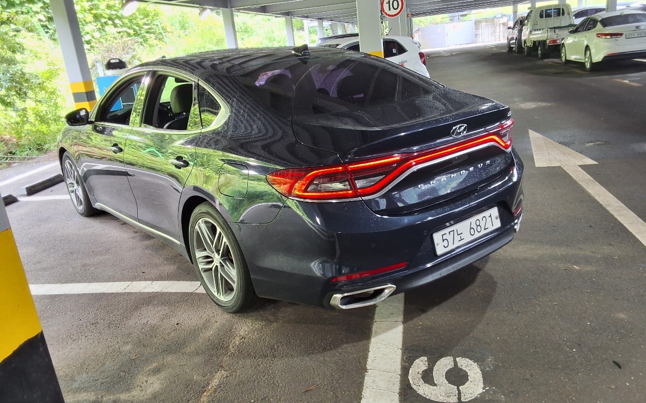 2017 - hyundai grandeur